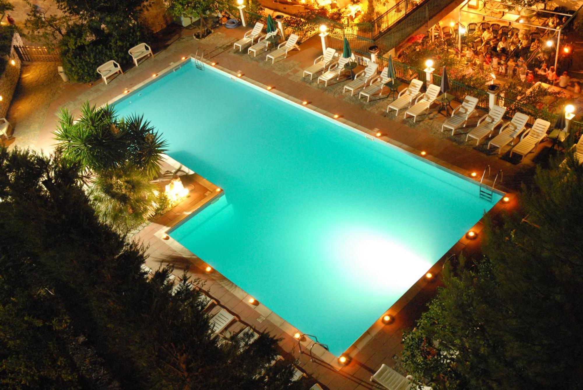 Park Hotel Villa Americana Rodi Garganico Exterior foto